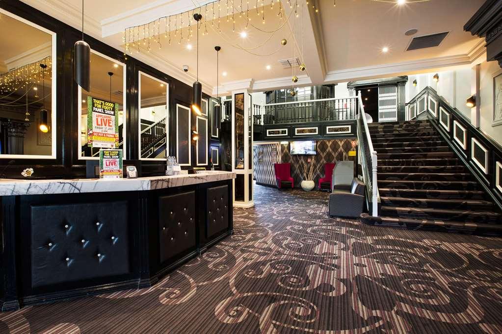 Nightcap At Skyways Hotel Melbourne Interior foto